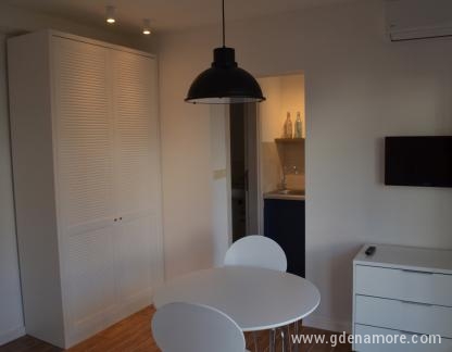 Vila Alexandra,  Soba 12, privat innkvartering i sted Budva, Montenegro