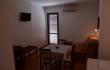 Soba 22 inn Vila Alexandra, privat innkvartering i sted Budva, Montenegro