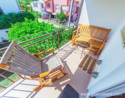 Appartements Lilie, , Privatunterkunft im Ort Ulcinj, Montenegro - Terasa