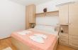  T APARTMENTS HANAKA, private accommodation in city Pržno, Montenegro