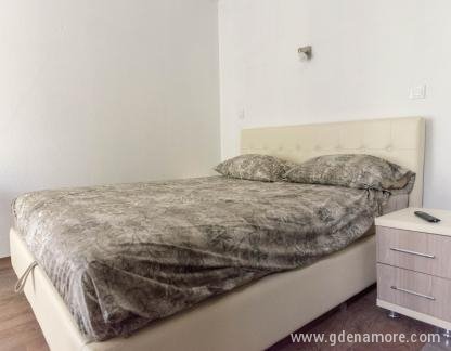Διαμερίσματα Έλενα, , ενοικιαζόμενα δωμάτια στο μέρος Bečići, Montenegro - DSC_3303