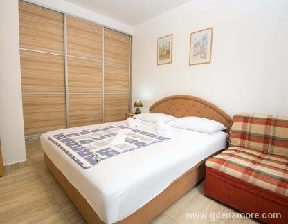 APARTMANI POPOVIC, , privat innkvartering i sted Bečići, Montenegro - jednosobni-apartman-budva-7