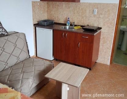 LEILIGHETER NIKMIL - Bar, , privat innkvartering i sted Šušanj, Montenegro - 6