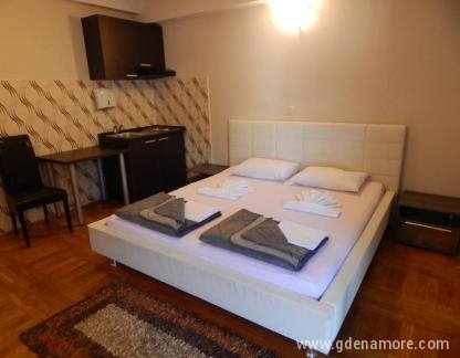 Villa Contessa, Appartement 6, logement privé à Budva, Monténégro - 99976770