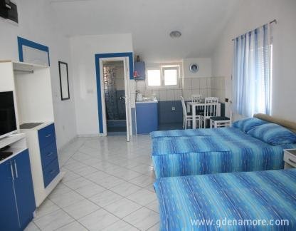 Apartmani i sobe Djukic, , Privatunterkunft im Ort Tivat, Montenegro - djukic200002