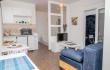 Apartman 1 u Apartmani Tina, privatni smeštaj u mestu Utjeha, Crna Gora