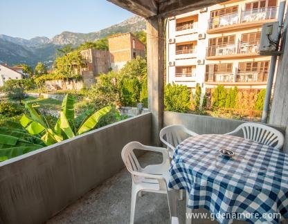 Apartamentos Kotaras, , alojamiento privado en Risan, Montenegro - DSC_6681