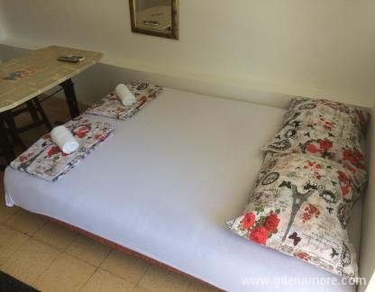 APARTMENTS MURIŠIĆ, , private accommodation in city Herceg Novi, Montenegro - IMG_2921