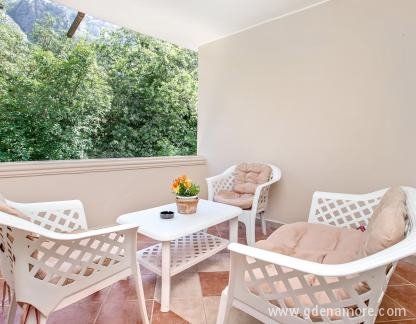 Villa Popovic apartmanok, , Magán szállás a községben Orahovac, Montenegró - 96C258F585EB-D819A6098A34