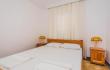 Apartman sa 2 Spavaće Sobe u Maslina, privatni smeštaj u mestu Dobre Vode, Crna Gora