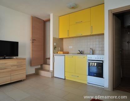 Apartmanok Ivosevic - Ploča, , Magán szállás a községben Radovići, Montenegró - 014