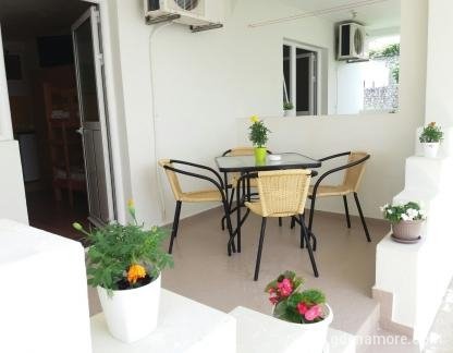 MIA apartamentos, , alojamiento privado en Šušanj, Montenegro - Studio apartmani