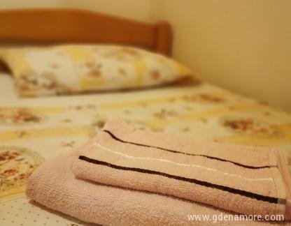 Apartmani mm, , private accommodation in city Radovići, Montenegro - IMG_20191207_162428