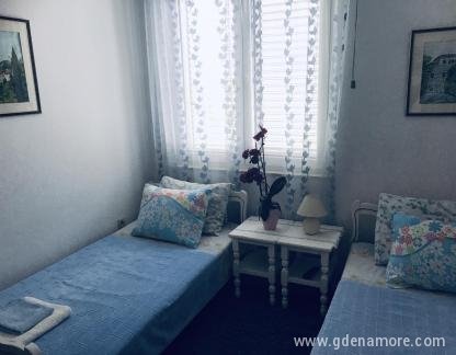 Apartmani Kostić, Soba 1, privatni smeštaj u mestu Herceg Novi, Crna Gora - IMG_4855