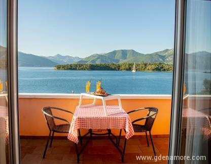 Apartments Dragojevic, , private accommodation in city Obala bogisici, Montenegro - 28364D75-27B9-4AA5-A328-7DAA059E2AE3