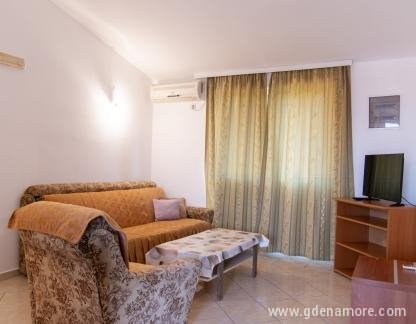leiligheter RUDAJ, , privat innkvartering i sted Ulcinj, Montenegro - apartman sa 2 spavaće sobe