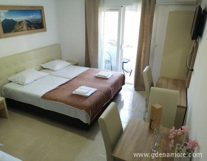 Apartments Val Sutomore, , private accommodation in city Sutomore, Montenegro - Slika_unutra_1