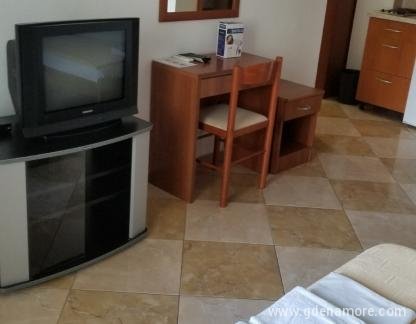 Ferienwohnungen Bastrica, , Privatunterkunft im Ort Budva, Montenegro - IMG-24f7eb67314510d7ea42cd021bf53e66-V