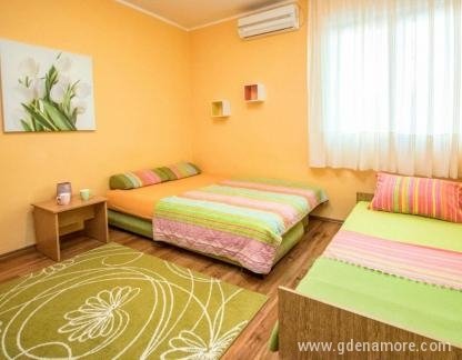 Apartmanok Filip, , Magán szállás a községben Šušanj, Montenegró - IMG-88d2fae7aa53101f27e166de392bcea3-V