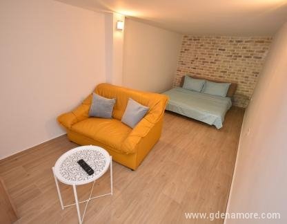 Appartements Villa Knezevic, , logement privé à Igalo, Monténégro - IMG-9b1f73272826c4289bc1c9acd4d07c63-V