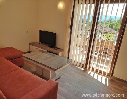 Apartamentos MD, , alojamiento privado en Zelenika, Montenegro - IMG_20210603_153425-01