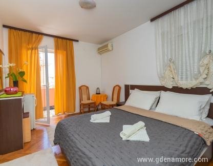 Villa Popovic, , alloggi privati a Budva, Montenegro - fotografija-3