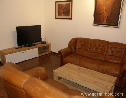 Appartement Lukas, , Privatunterkunft im Ort Budva, Montenegro - P7170211
