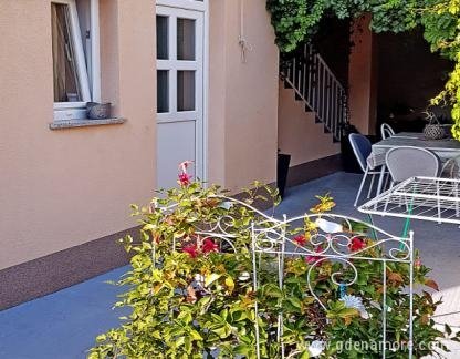 Ferienwohnungen Tucepi Jakic, Apartman 7+1, Privatunterkunft im Ort Tučepi, Kroatien - 20210815_180947b