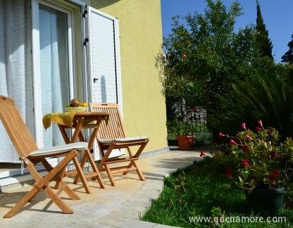 Soleil en famille, , logement privé à Herceg Novi, Monténégro - 1