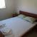 Hera-Wohnungen, Wohnung mit zwei Schlafzimmern, Privatunterkunft im Ort Donji Stoliv, Montenegro - Soba 2