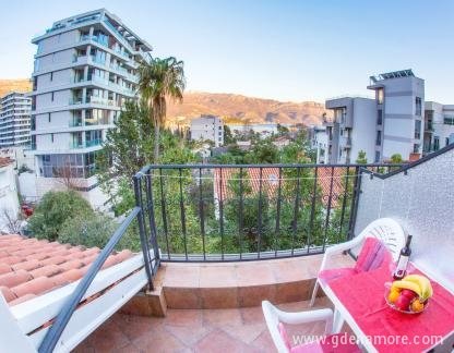 Apartmani "Lukas", Apartman sa Pogledom na More № 6, privatni smeštaj u mestu Budva, Crna Gora - Pogled