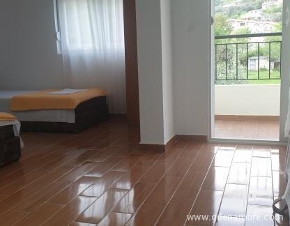 Apartamentos Vučeković, Estudio 2, alojamiento privado en Buljarica, Montenegro - 20220507_185702