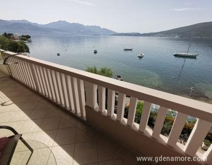 Villa Jadranka, , Magán szállás a községben Baošići, Montenegró - Terasa