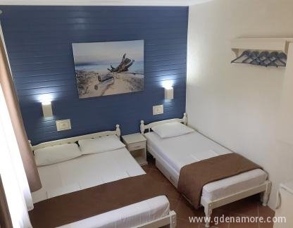 Guest House Igalo, Room No. 1, private accommodation in city Igalo, Montenegro - Soba br. 1