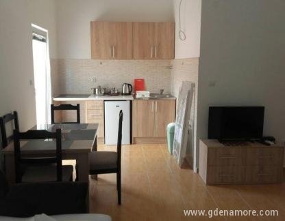 Apartmani Budva Jaz, Apartman 1 sa Pogledom na More, privatni smeštaj u mestu Jaz, Crna Gora - 136330349