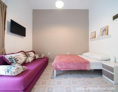 Guest House Ana, , частни квартири в града Buljarica, Черна Гора - DSC00924