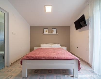Guest House Ana, Dvokrevetni studio sa balkonom 11, privatni smeštaj u mestu Buljarica, Crna Gora - DSC00947-HDR