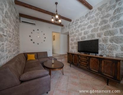 Villa Amfora, , ενοικιαζόμενα δωμάτια στο μέρος Morinj, Montenegro - DSC04586