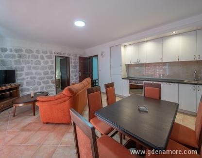 Villa Amfora, , Privatunterkunft im Ort Morinj, Montenegro - DSC04626