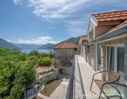 Villa Amfora, , ενοικιαζόμενα δωμάτια στο μέρος Morinj, Montenegro - DSC04740