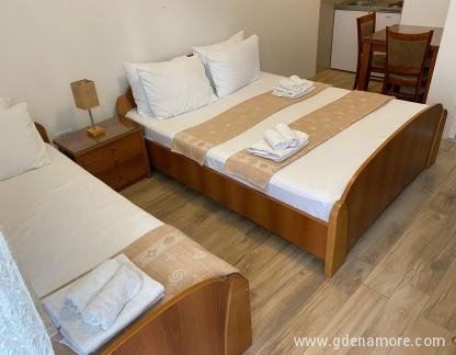 Apartments Vico 65, , private accommodation in city Igalo, Montenegro - IMG-20220611-WA0034