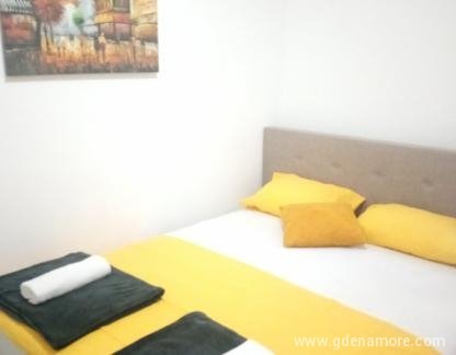 Studio apartments Fatic, Studio 5, private accommodation in city Petrovac, Montenegro - IMG-e197ea7a4f8f1655baf555c237c35068-V