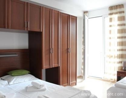 Apartamentos Balabusic, Apartamento No. 6, alojamiento privado en Budva, Montenegro - IMG-0603