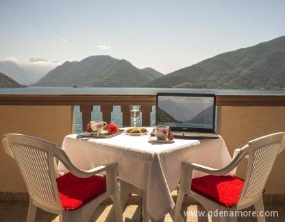 Stella Del Mare, , private accommodation in city Risan, Montenegro - 17d