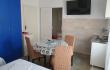  u Privates Haus, Privatunterkunft im Ort Sutomore, Montenegro