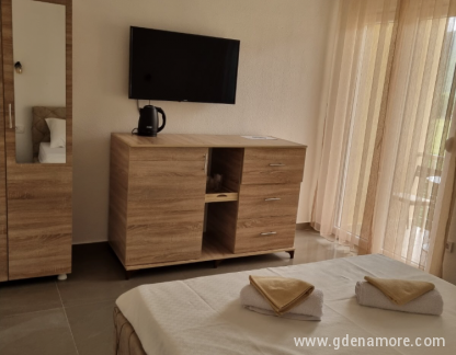 Apartmani Mihailovic, , private accommodation in city Lastva Grbaljska, Montenegro - IMG_9606