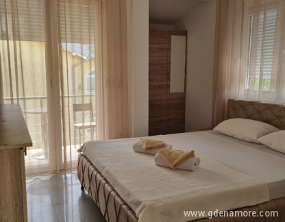 Apartmani Mihailovic, , private accommodation in city Lastva Grbaljska, Montenegro - IMG_9613