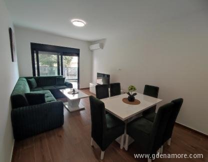 SD LUX APARTMENTS, , alloggi privati a Dobre Vode, Montenegro - viber_image_2024-03-20_20-45-55-400