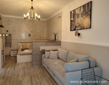 Apartmani "Bevanda", , частни квартири в града Buljarica, Черна Гора - glavna