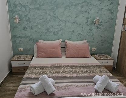 Apartmani "Bevanda", , private accommodation in city Buljarica, Montenegro - glavna